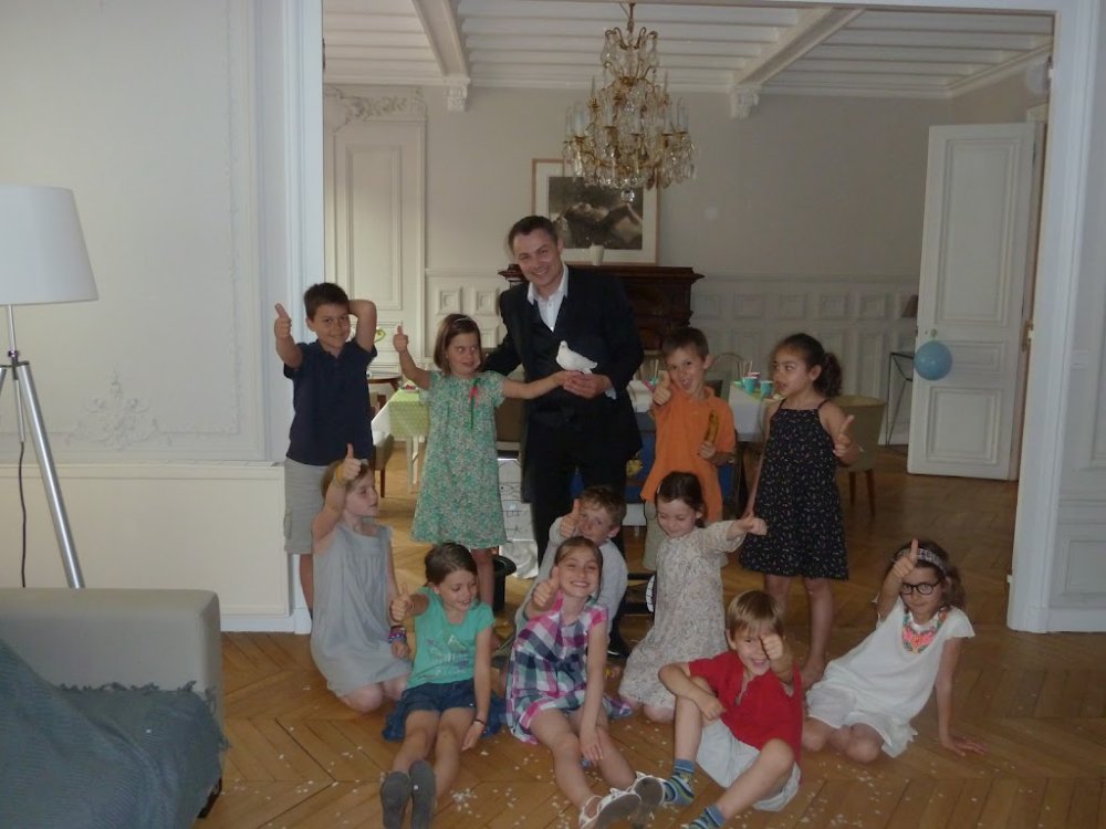 magicien anniversaire enfant